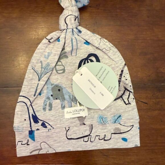 NWT Loulou Lollipop Set Muslin Quilt Baby or Toddler Blanket /Knot Hat Dinosaurs - Picture 2 of 5